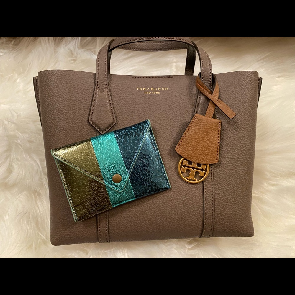Tory Burch- Perry small triple compartment tote- Clam Shell
